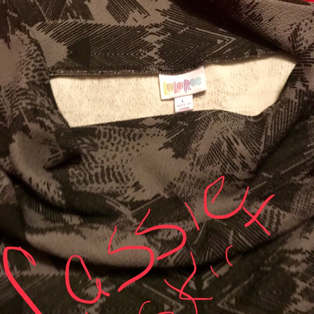 Lula Roe - Picture 2 of 4